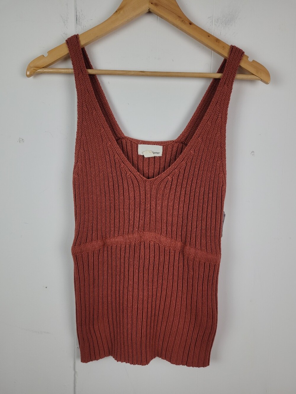 The Korner M/L Rust Ribbed Knit Tank Top